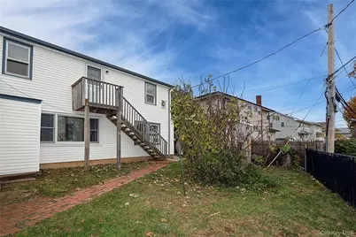 49 East Avenue, Glen Cove, NY 11542 - Photo 29