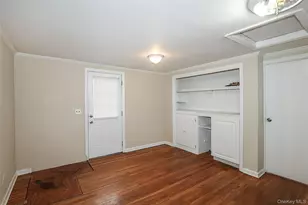 49 East Ave, Glen Cove, NY 11542 - Photo 21