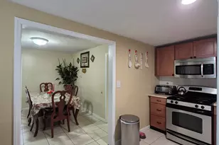 172 Argyle Ave, Uniondale, NY 11553 - Photo 5