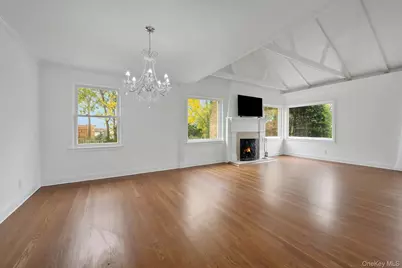 1 Echo Bay Place, New Rochelle, NY 10805 - Photo 11