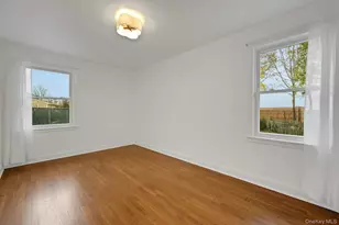 1 Echo Bay Pl, New Rochelle, NY 10805 - Photo 21