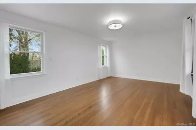 1 Echo Bay Place, New Rochelle, NY 10805 - Photo 17