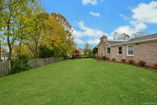 1 Echo Bay Pl, New Rochelle, NY 10805 - Photo 39