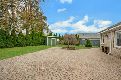 1 Echo Bay Place, New Rochelle, NY 10805 - Photo 35