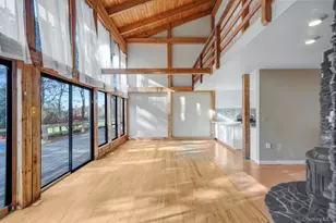 290 Montauk Hwy, Southampton, NY 11968 - Photo 9