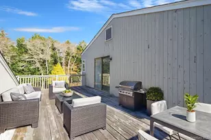 290 Montauk Hwy, Southampton, NY 11968 - Photo 17