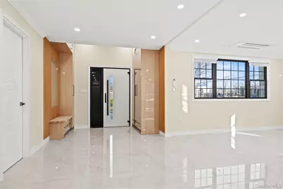 7662 174th Street, Fresh Meadows, NY 11366 - Photo 5