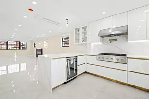 76-62 174th St, Fresh Meadows, NY 11366 - Photo 9