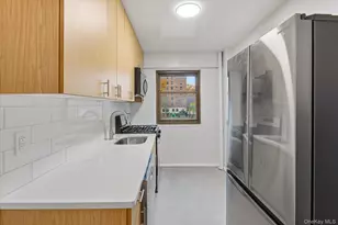 21-85 34th Ave, Astoria, NY 11106 - Photo 9
