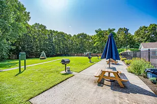 460 Old Town Rd, Port Jefferson Station, NY 11776 - Photo 21