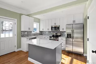 3 Williams Ave, Amityville, NY 11701 - Photo 11