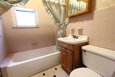 61-54 56th Avenue, Maspeth, NY 11378 - Photo 15