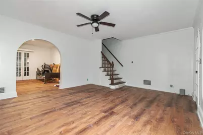 15 Clyde Avenue, Hempstead, NY 11550 - Photo 5