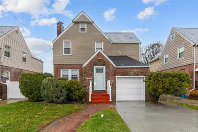 15 Clyde Avenue, Hempstead, NY 11550 - Photo 1