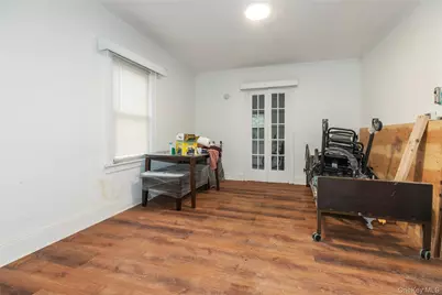 15 Clyde Avenue, Hempstead, NY 11550 - Photo 17
