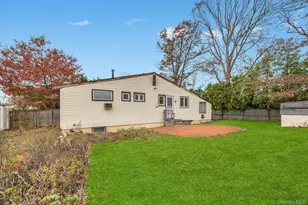 13 W 15th St, Deer Park, NY 11729 - Photo 9