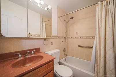 24 E 6th Street, Patchogue, NY 11772 - Photo 21