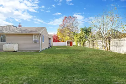 24 E 6th Street, Patchogue, NY 11772 - Photo 27