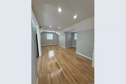 44 Pine Street, Blue Point, NY 11715 - Photo 5