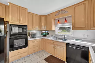 322 Brighton Ave, Hawthorne, NY 10532 - Photo 17