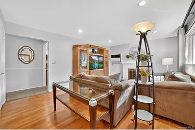 322 Brighton Avenue, Hawthorne, NY 10532 - Photo 5