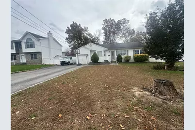 186 Islip Boulevard, Islip Terrace, NY 11752 - Photo 1