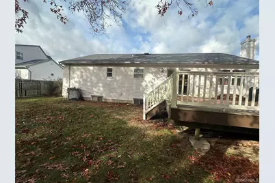 186 Islip Boulevard, Islip Terrace, NY 11752 - Photo 9