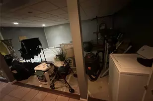 186 Islip Blvd, Islip Terrace, NY 11752 - Photo 7