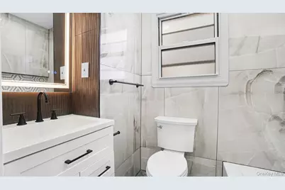 11611 148th Street, Jamaica, NY 11436 - Photo 9