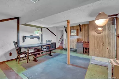 35 19th Avenue, Bay Shore, NY 11706 - Photo 3