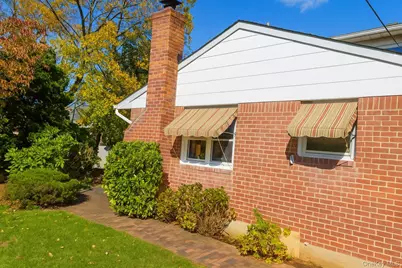 884 Troy Street, Elmont, NY 11003 - Photo 11