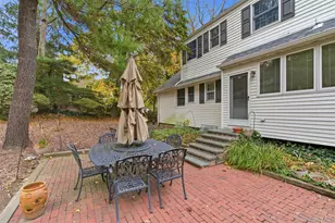 33 Marie Dr, Huntington, NY 11743 - Photo 31