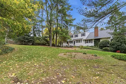 33 Marie Drive, Huntington, NY 11743 - Photo 35