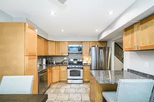68 Gina Ct, New York, NY 10314 - Photo 7