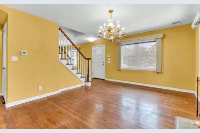 155 Lake Shore Drive, Pleasantville, NY 10570 - Photo 9