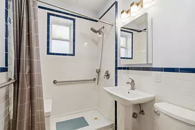 2335 Young Avenue, Bronx, NY 10469 - Photo 7