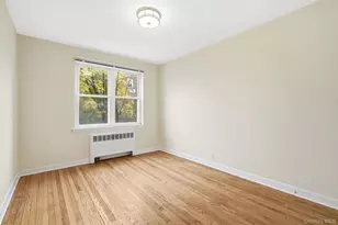 2335 Young Ave, Bronx, NY 10469 - Photo 9