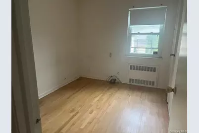 51-10 248 Street, Douglaston, NY 11362 - Photo 5