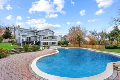 52 Woodland Road, Roslyn, NY 11576 - Photo 23