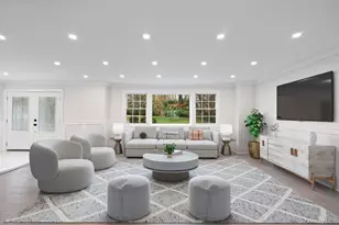 52 Woodland Rd, Roslyn, NY 11576 - Photo 19