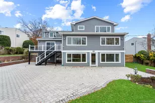 52 Woodland Rd, Roslyn, NY 11576 - Photo 15