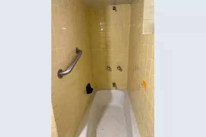 1183 Grenada Place, Bronx, NY 10466 - Photo 9