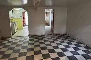 1183 Grenada Pl, Bronx, NY 10466 - Photo 7