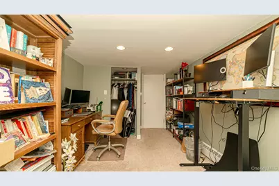 105 7th Street, Hicksville, NY 11801 - Photo 21