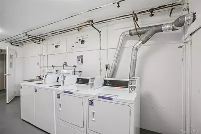 262 Country Club Lane, Pomona, NY 10970 - Photo 29