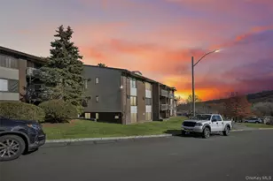 262 Country Club Ln, Pomona, NY 10970 - Photo 5