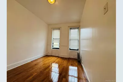 25-38 22nd St 22nd Street #1, Long Island City, NY 11102 - Photo 5