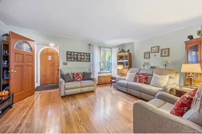 88-30 Cooper Avenue, Glendale, NY 11385 - Photo 5