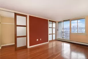 703 Pelham Rd, New Rochelle, NY 10805 - Photo 9