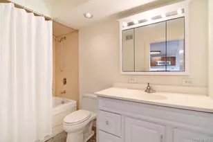 703 Pelham Rd, New Rochelle, NY 10805 - Photo 11